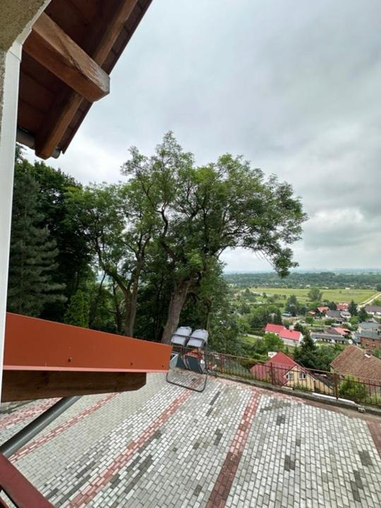 Apartament Bena Ze Zjawiskowym Tarasem Widokowym Chełmno Dış mekan fotoğraf