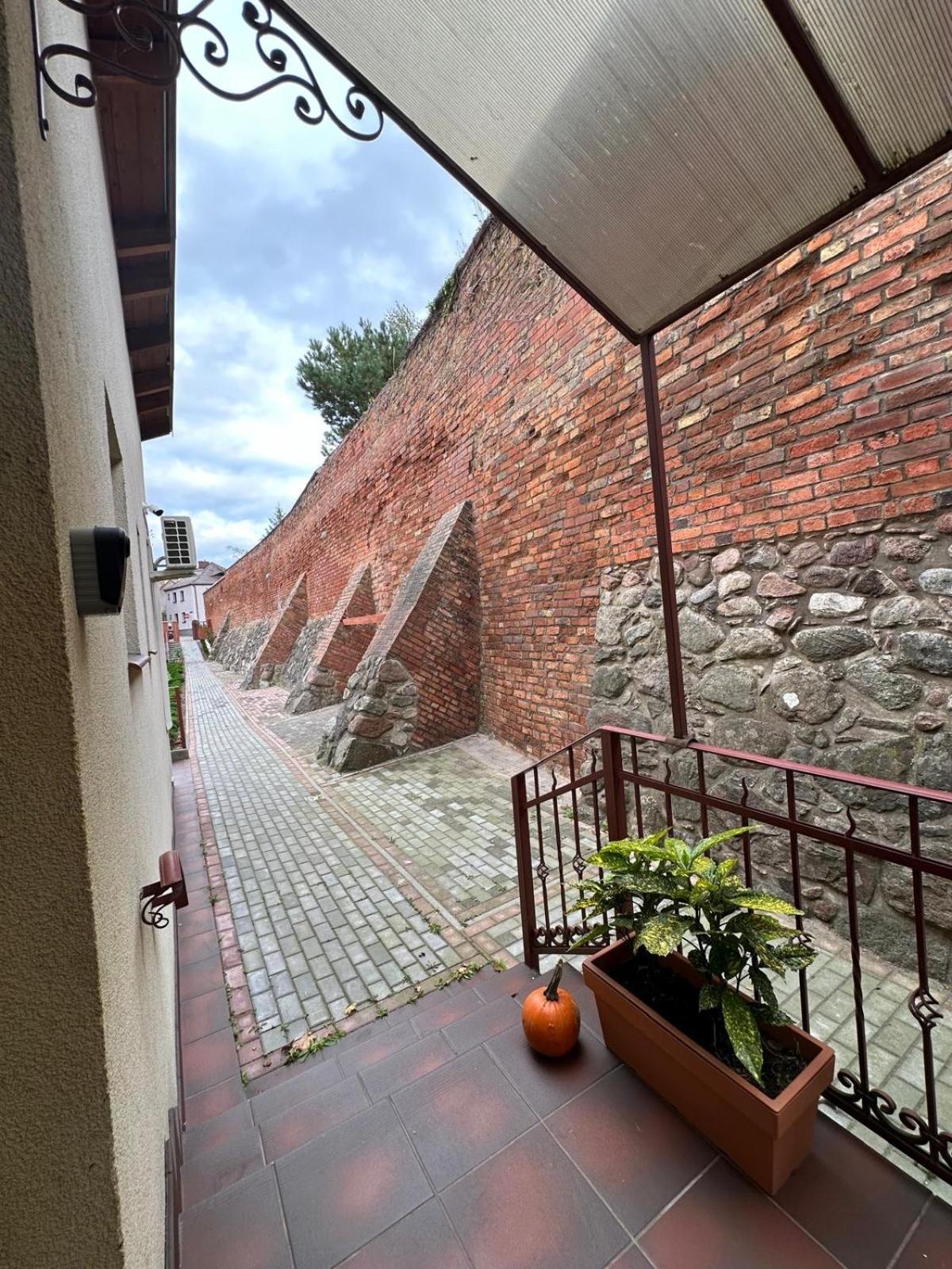 Apartament Bena Ze Zjawiskowym Tarasem Widokowym Chełmno Dış mekan fotoğraf
