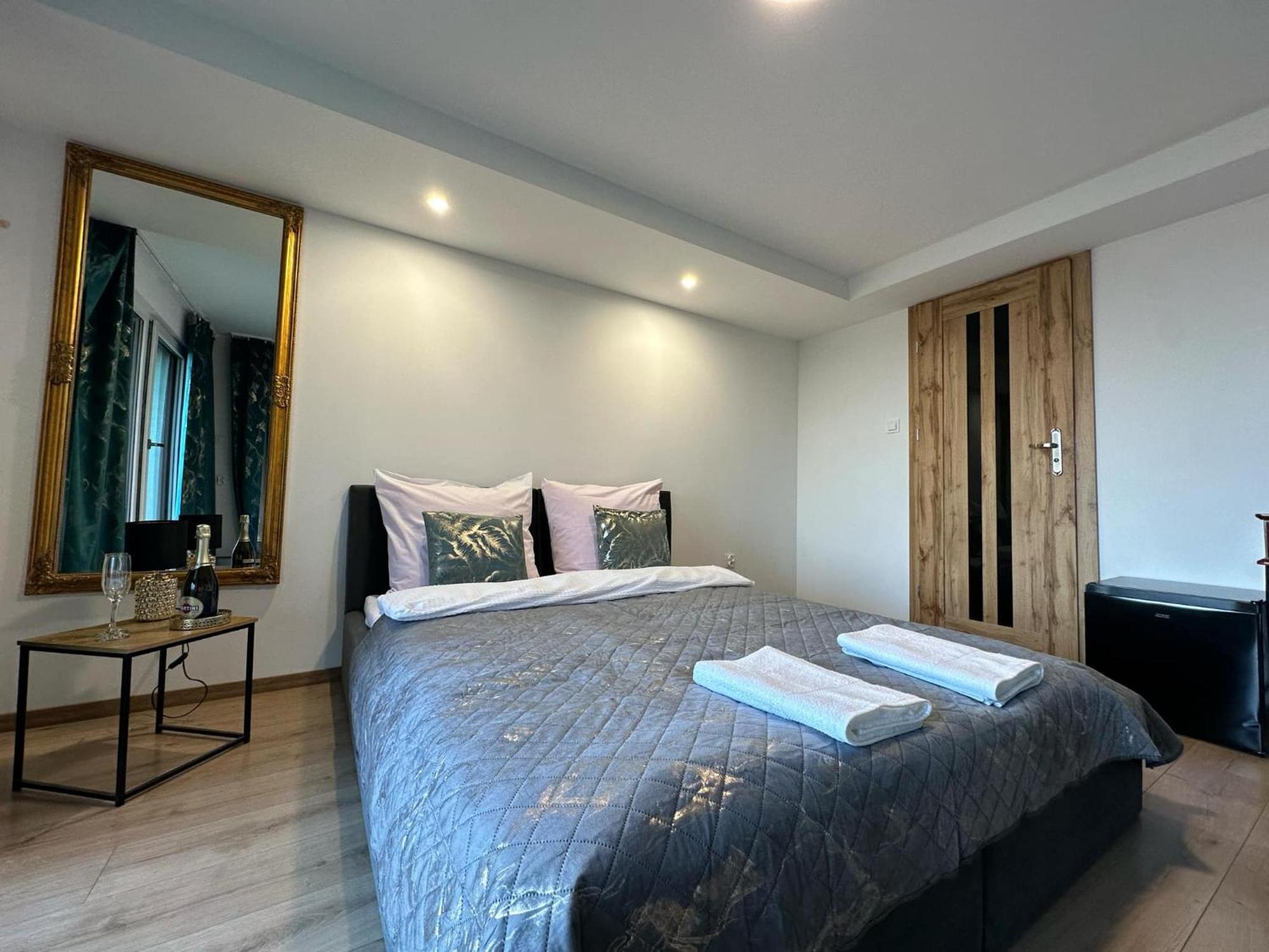 Apartament Bena Ze Zjawiskowym Tarasem Widokowym Chełmno Dış mekan fotoğraf