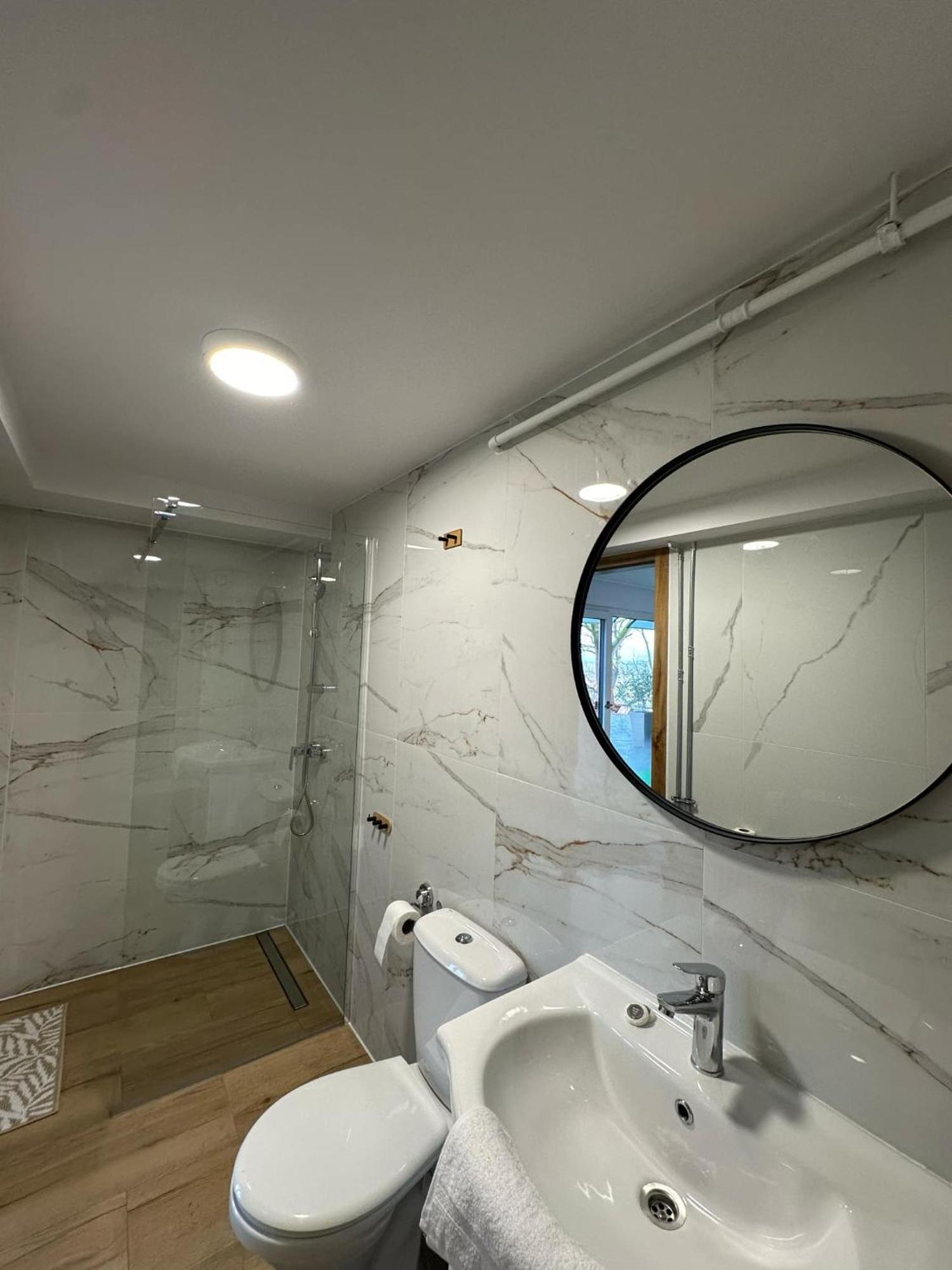 Apartament Bena Ze Zjawiskowym Tarasem Widokowym Chełmno Dış mekan fotoğraf